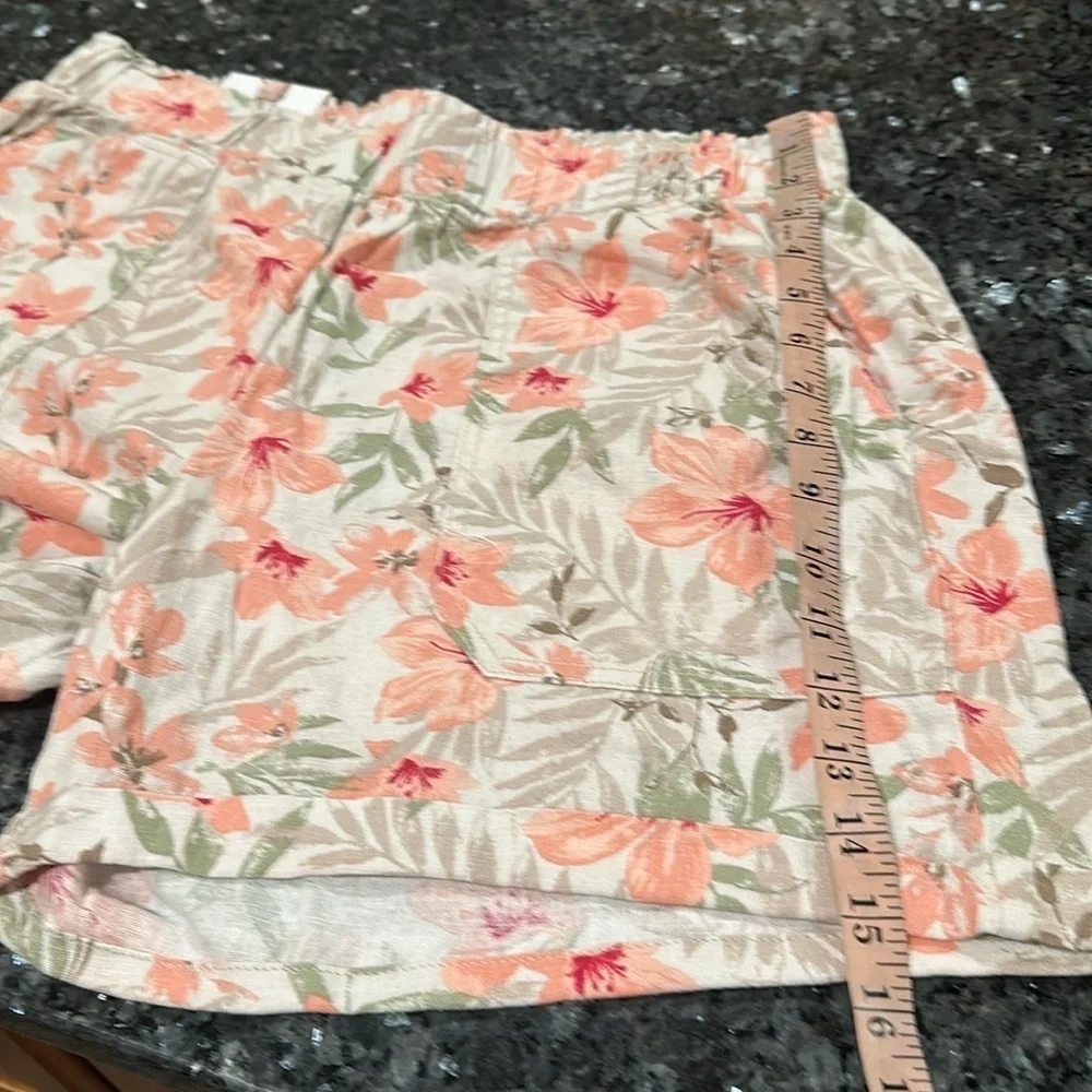 Briggs New York Pink and White Bermudas Relaxed Fit
